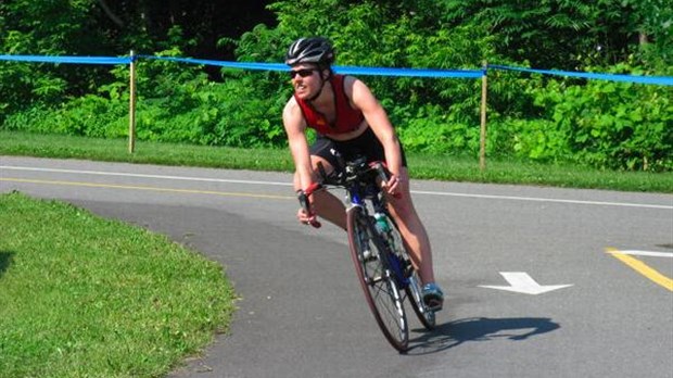 Josiane Tardif remporte le triathlon demi-ironman de Lévis