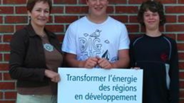 Deux jeunes d'ici participent au Camp Je