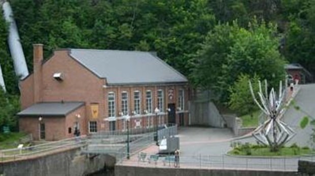 Promenade, pommiers et pouvoir d'eau