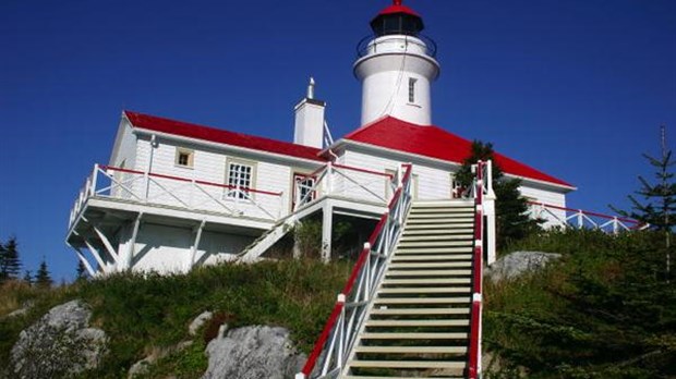 Le phare du Pot à l’Eau-de-Vie à « C’est ça la vie »