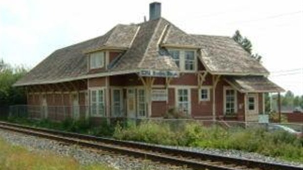 La gare de Rivière-Bleue sur la bonne voie