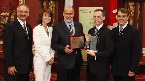 Pierre Genest honoré d’un prix Mérite municipal 2009