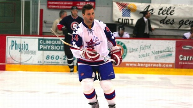 Les légendes du hockey au Centre Premier Tech