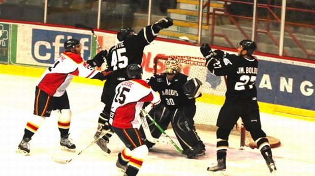 Aller-retour contre le Marquis de Saguenay