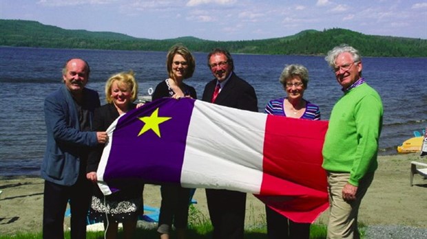 Le drapeau acadien flotte au Témiscouata