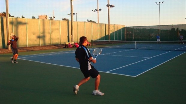 On fait la promotion du tennis à Rivière-du-Loup