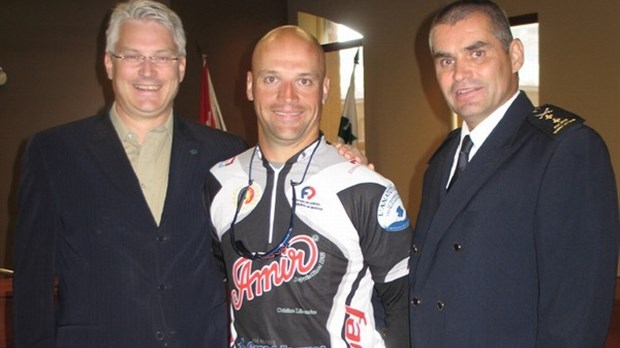 Carl Pelletier de retour du Tour cycliste du SPVM