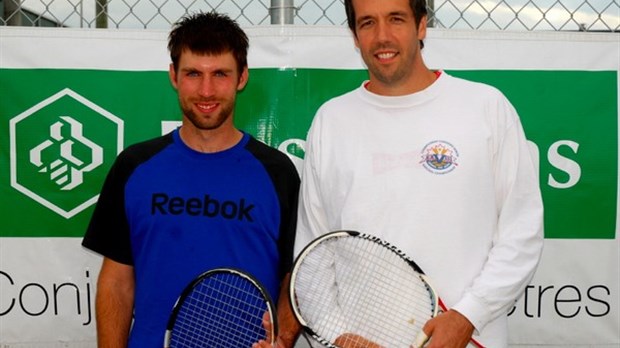 Frédéric D'Amours vainqueur du tournoi de tennis de l'ARTEQ