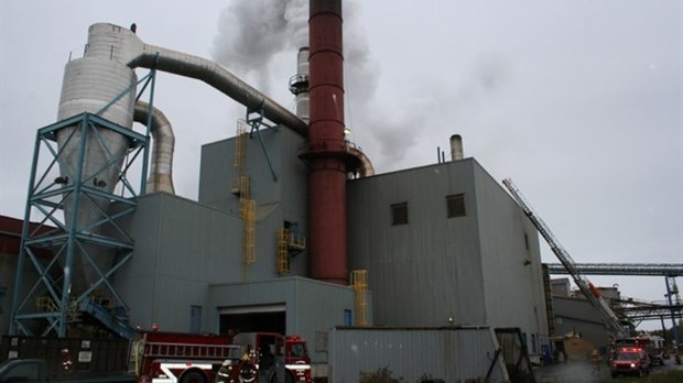 Incendie à l'usine F.F. Soucy de Rivière-du-Loup