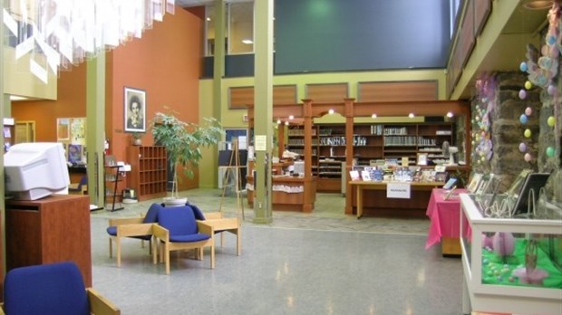 Internet et accès sans fil gratuit à la Bibliothèque municipale Françoise-Bédard