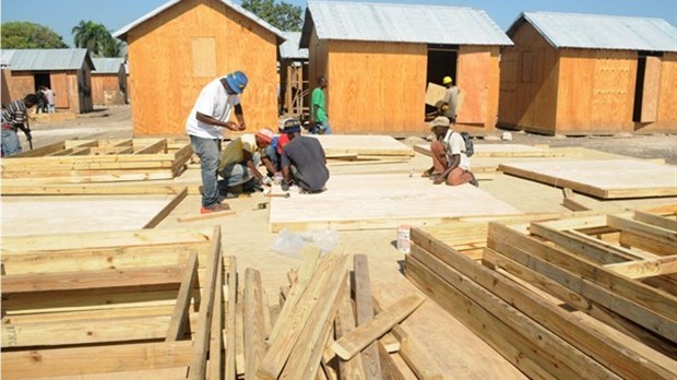 Maisons Laprise livre 4 000 maisons en Haïti