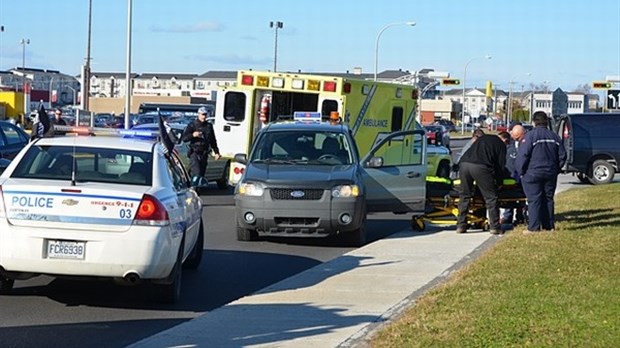 Collision sur le boulevard Armand-Thériault