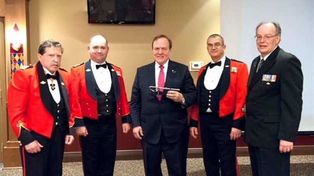 Les Fusiliers du St-Laurent soulignent leur 143e anniversaire avec Marcel Aubut