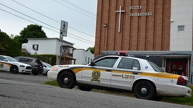 Voyeurisme à l'École Thibaudeau: un suspect arrêté