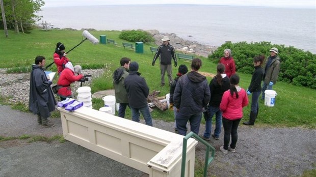 Un documentaire sur le nettoyage des berges du Saint-Laurent