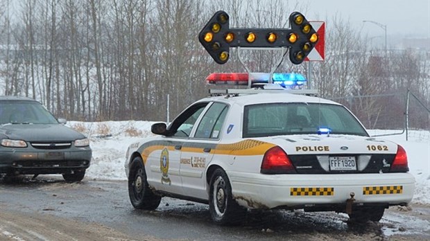 Poursuite policière sur la route 185