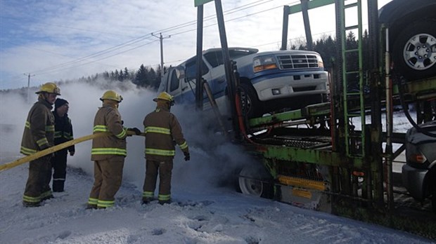 Incendie de véhicule à L'Isle-Verte