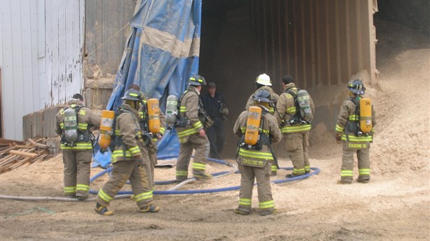 Intervention incendie à l'usine de Sciage et Planage Rioux