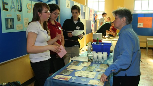 L’Expo-sciences Premier Tech 2013 du Collège Notre-Dame ce soir