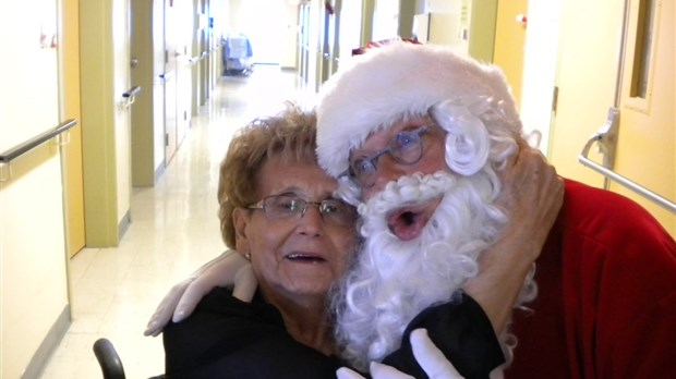 Le Père Noël touché en plein cœur