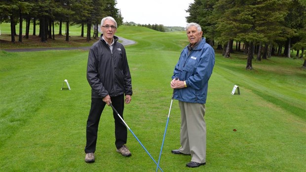 À 90 ans, Albert Pelletier joue au golf comme un jeune