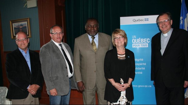 Québec octroie 248 300 $ pour la bibliothèque de Cacouna