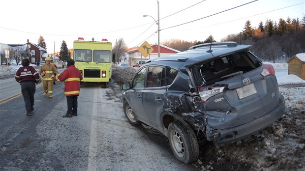 Collision entre un poids lourd et un VUS à L'Isle-Verte