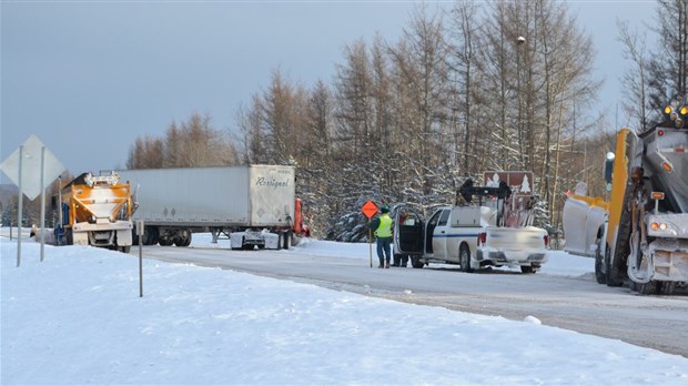 Sortie de route sur la 185 à Dégelis