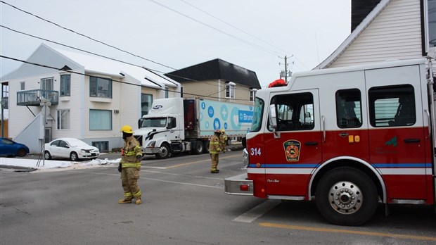 Déversement de diesel sur la rue Frontenac