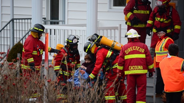 Les pompiers simulent une intervention incendie au Cénacle