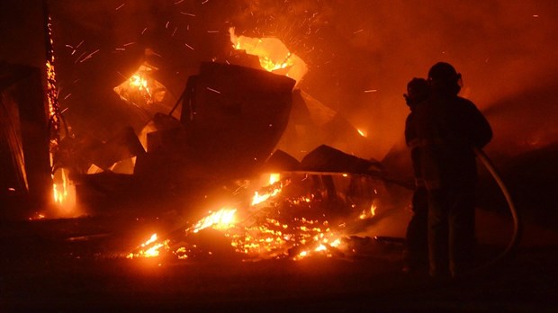 125 bêtes périssent dans un incendie