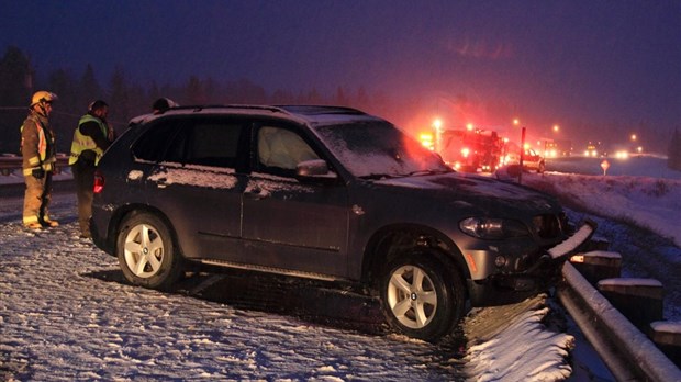 Collision sur la route 185