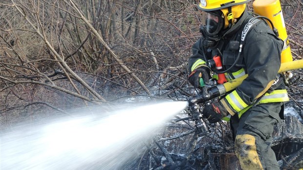 Feu de broussailles à Saint-Paul-de-la-Croix