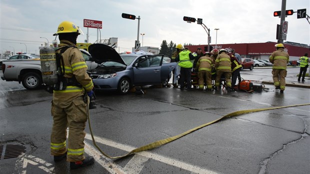 Collision sur le boulevard de l'Hôtel-de-Ville