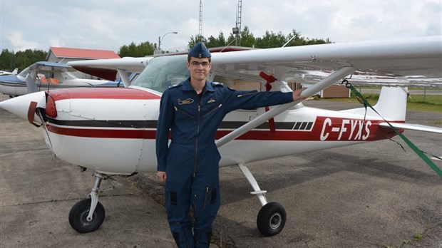 Pilote d’avion à 17 ans!