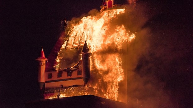 Incendie à Noël au château