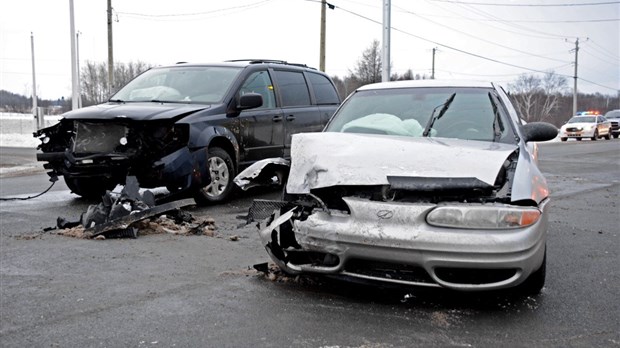 Collision à Notre-Dame-des-Neiges