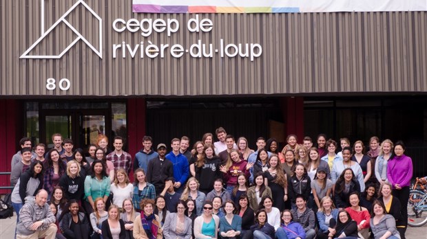 Le défi cycliste «On roule pour toi» s’arrêtera à l’École de français de Rivière-du-Loup