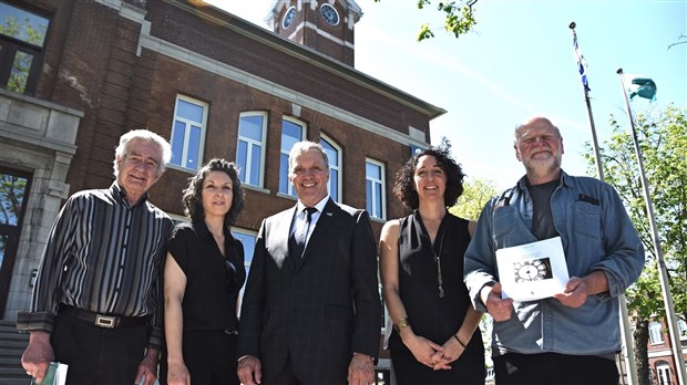 Les 100 ans de l’hôtel de ville célébrés en grand 