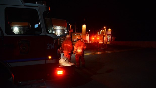 Intervention d'urgence au quai de Rivière-du-Loup