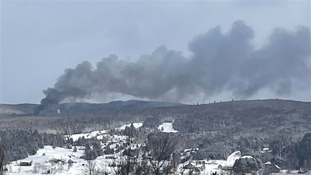 Une maison est la proie des flammes à Saint-Juste-du-Lac