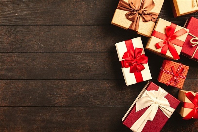 Les 10 meilleures idées de cadeaux à offrir à une femme