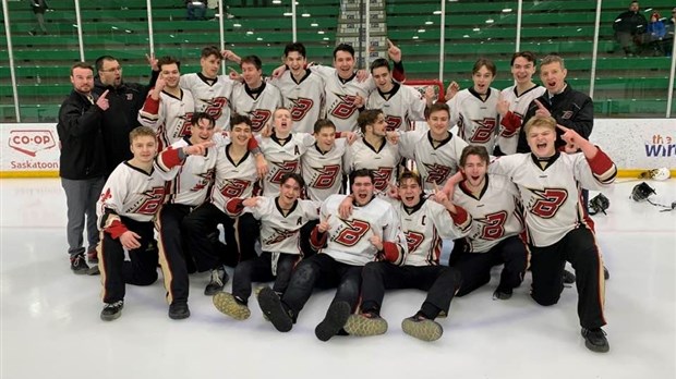 Ballon sur glace : Un 2e championnat canadien consécutif pour le Blitz M19  