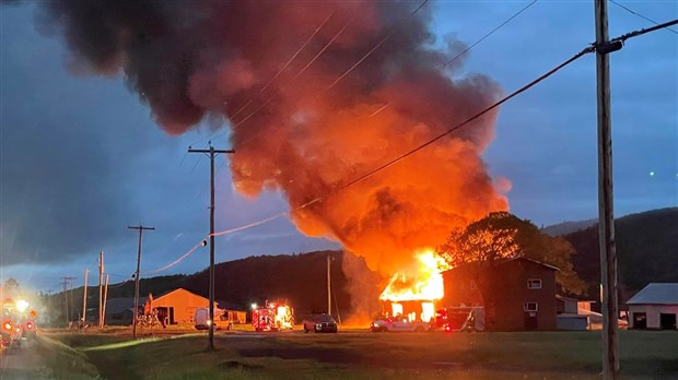 Violent incendie à Saint-Simon-de-Rimouski 