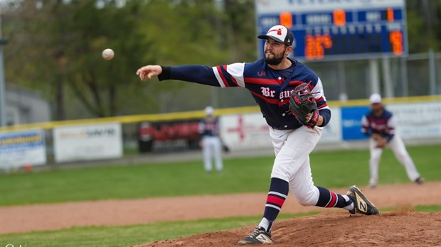 Le Shaker revient de l'arrière pour vaincre les Braves