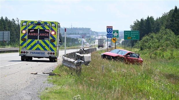 Capotage sur la 85 à Rivière-du-Loup