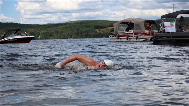 Un nouvel exploit en vue pour Mathis Bourbonnais dans le lac Témiscouata