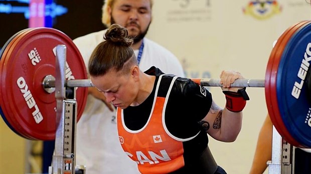 Julie-Anne Pelletier médaillée d’argent aux îles Caïmans