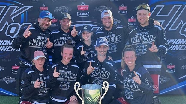 Dekhockey : une équipe mixte de Rivière-du-Loup couronnée dans Charlevoix