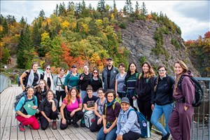 Écoéducation par la nature : apprendre en jouant dehors